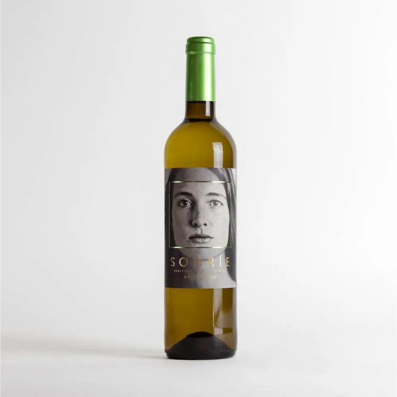 SONRÍE, VINO BLANCO SIN ALCOHOL